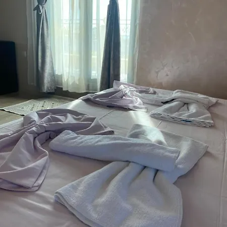 Empera Hotel 3*
