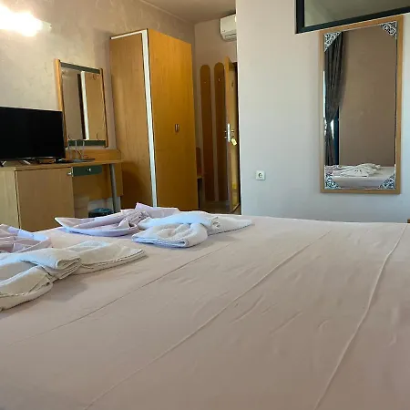 Empera Hotel
