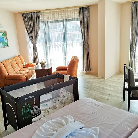 Hotel Empera H-l 3*