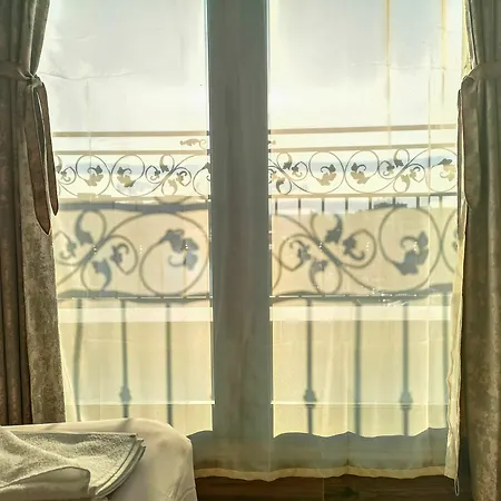 Hotel Empera H-l 3*