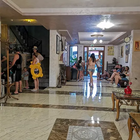 Hotel Empera 3*