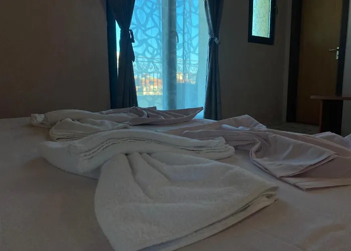 Empera H-l 3* 阳光海滩