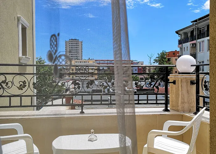 酒店 Empera H-l 3*