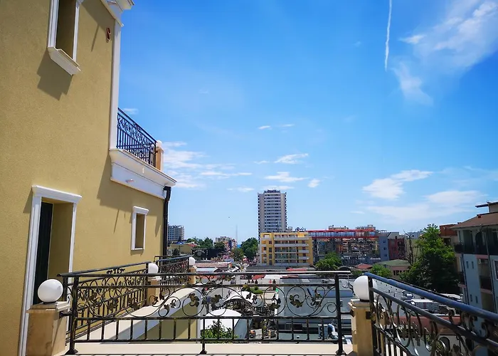 Empera H-l 酒店 3*