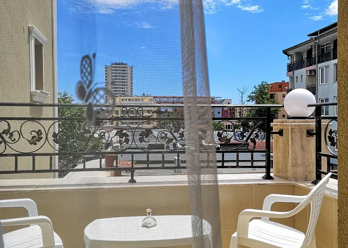 Empera H-l 酒店 阳光海滩